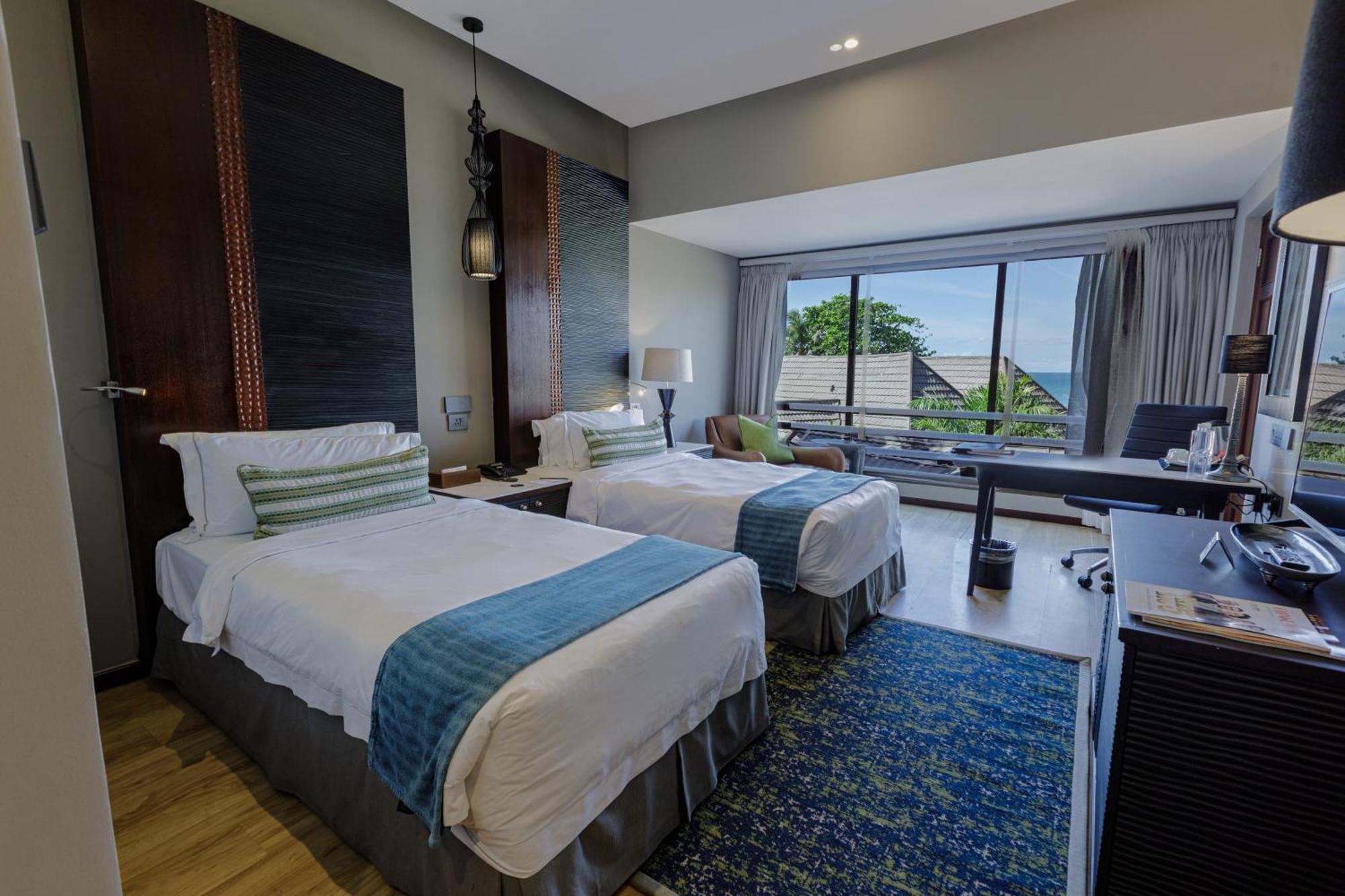 Sea Cliff Hotel Дар-эс-Саламе Экстерьер фото
